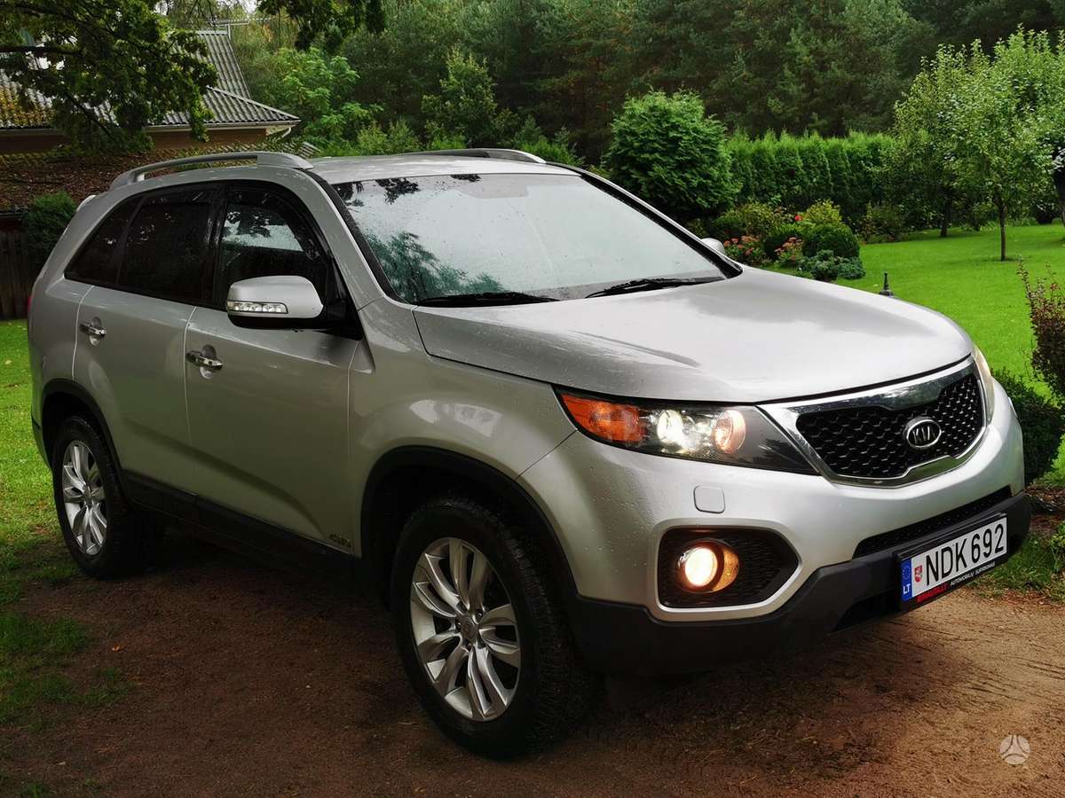 KIA Sorento - 4
