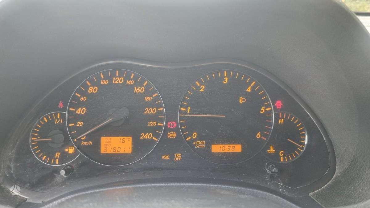 Toyota Avensis - 3