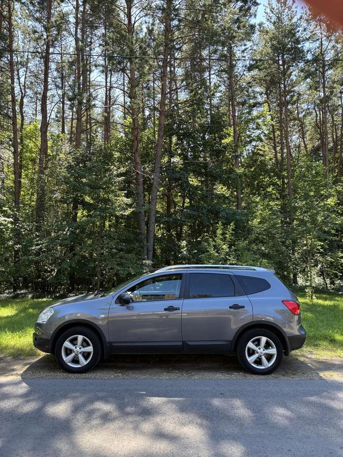 Nissan Qashqai+2 - 1