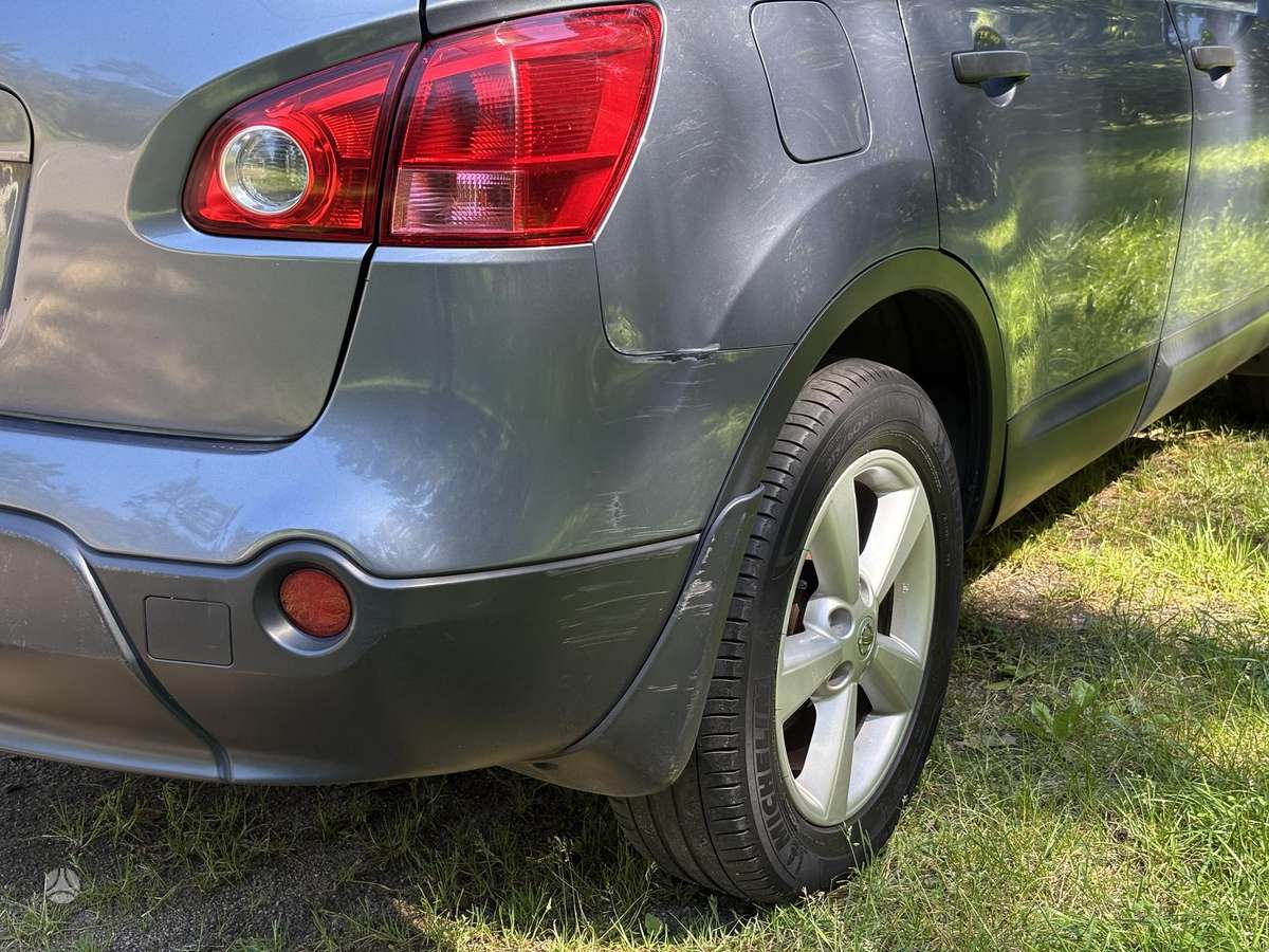 Nissan Qashqai+2 - 5