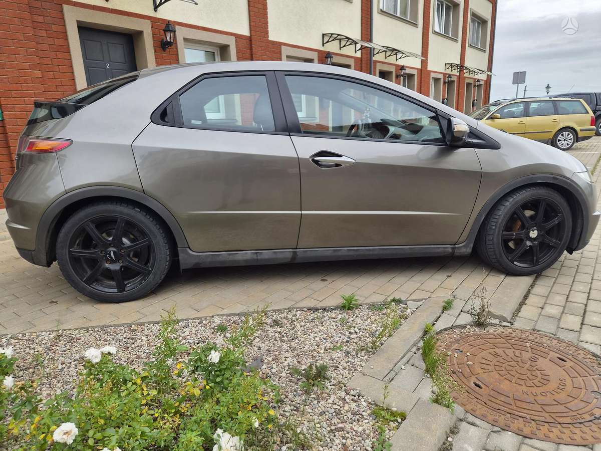 Honda Civic - 3