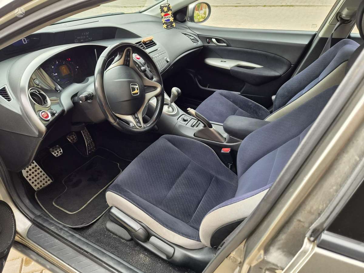 Honda Civic - 8