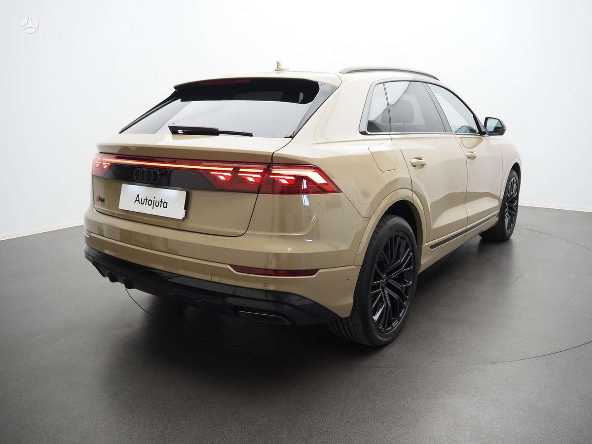 Audi Q8 - 4