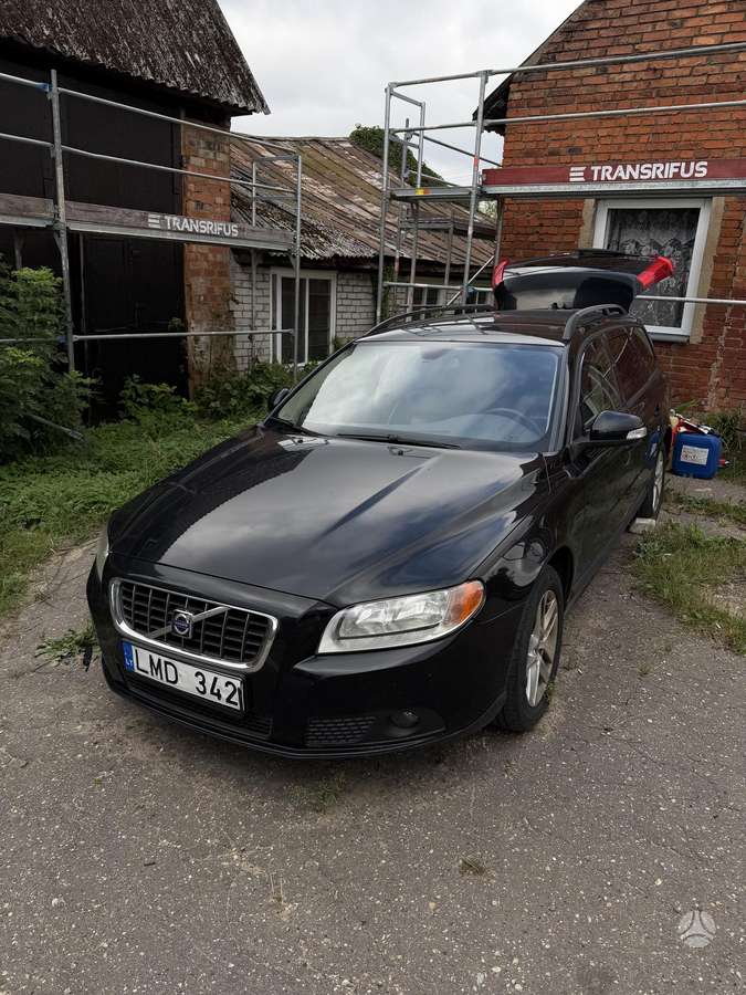 Volvo V70 - 2