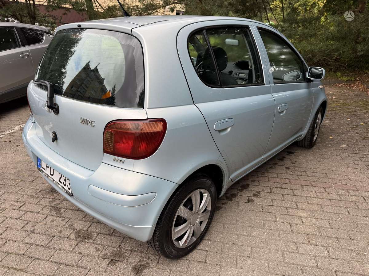 Toyota Yaris - 3