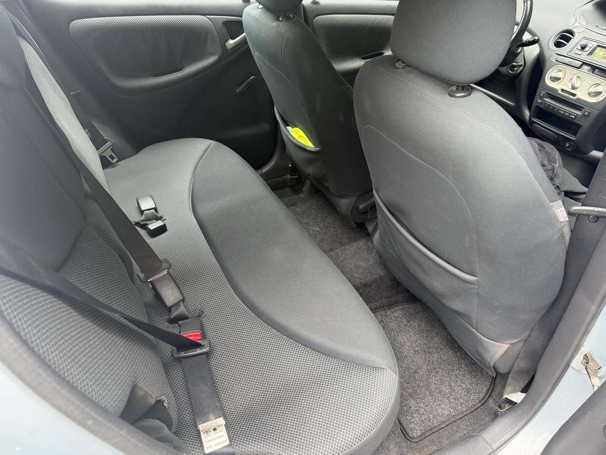 Toyota Yaris - 6