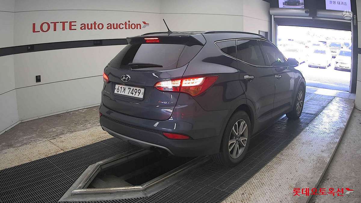 Hyundai Santa Fe - 3