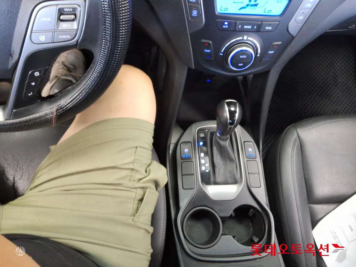 Hyundai Santa Fe - 11