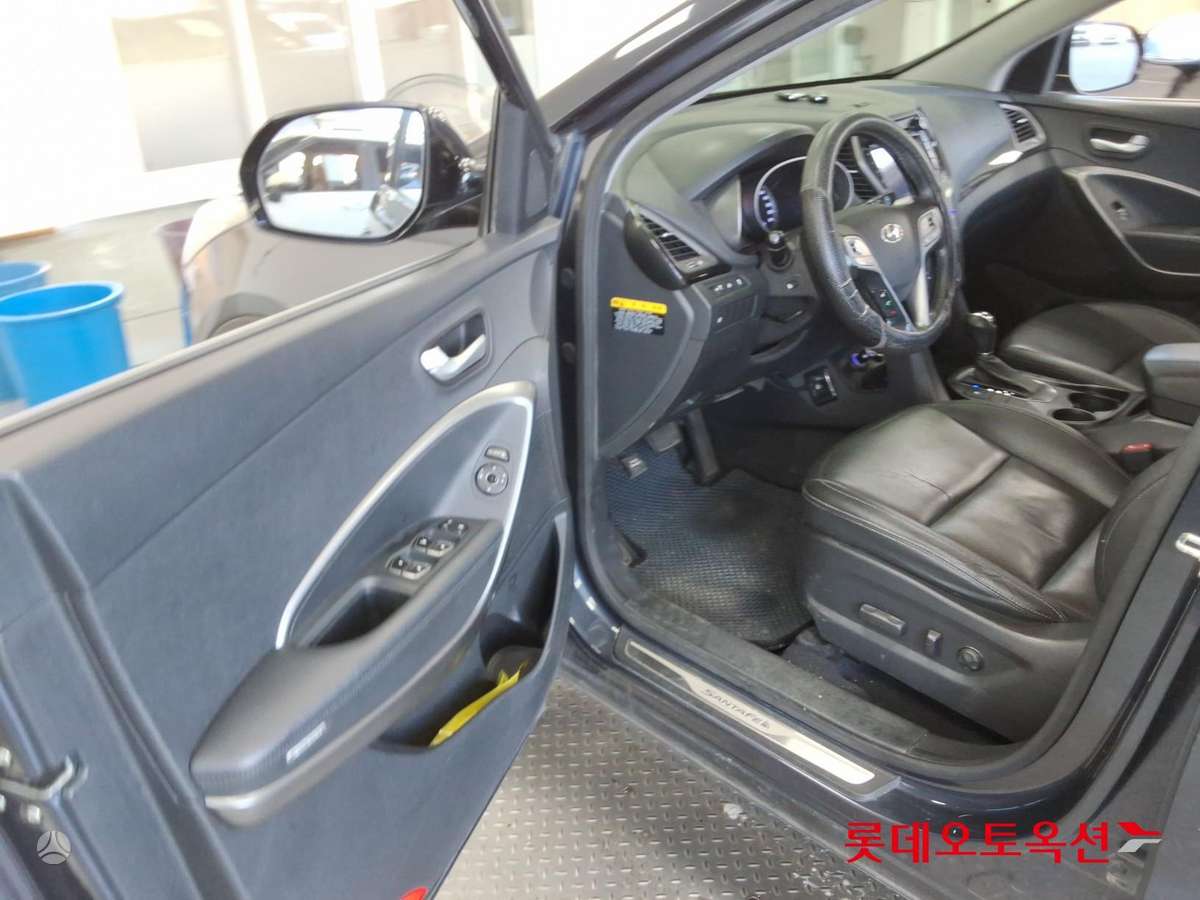 Hyundai Santa Fe - 6
