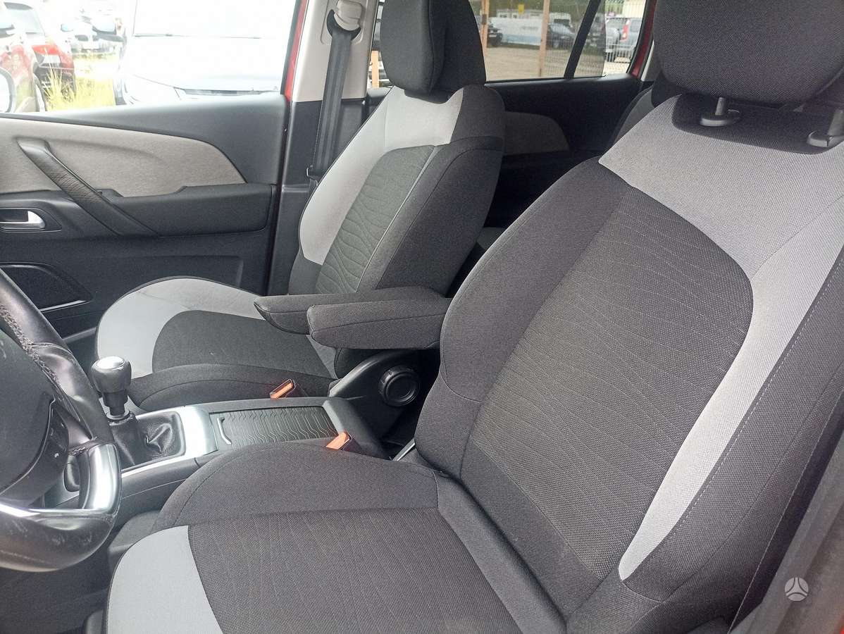 Citroën Grand C4 Picasso - 8