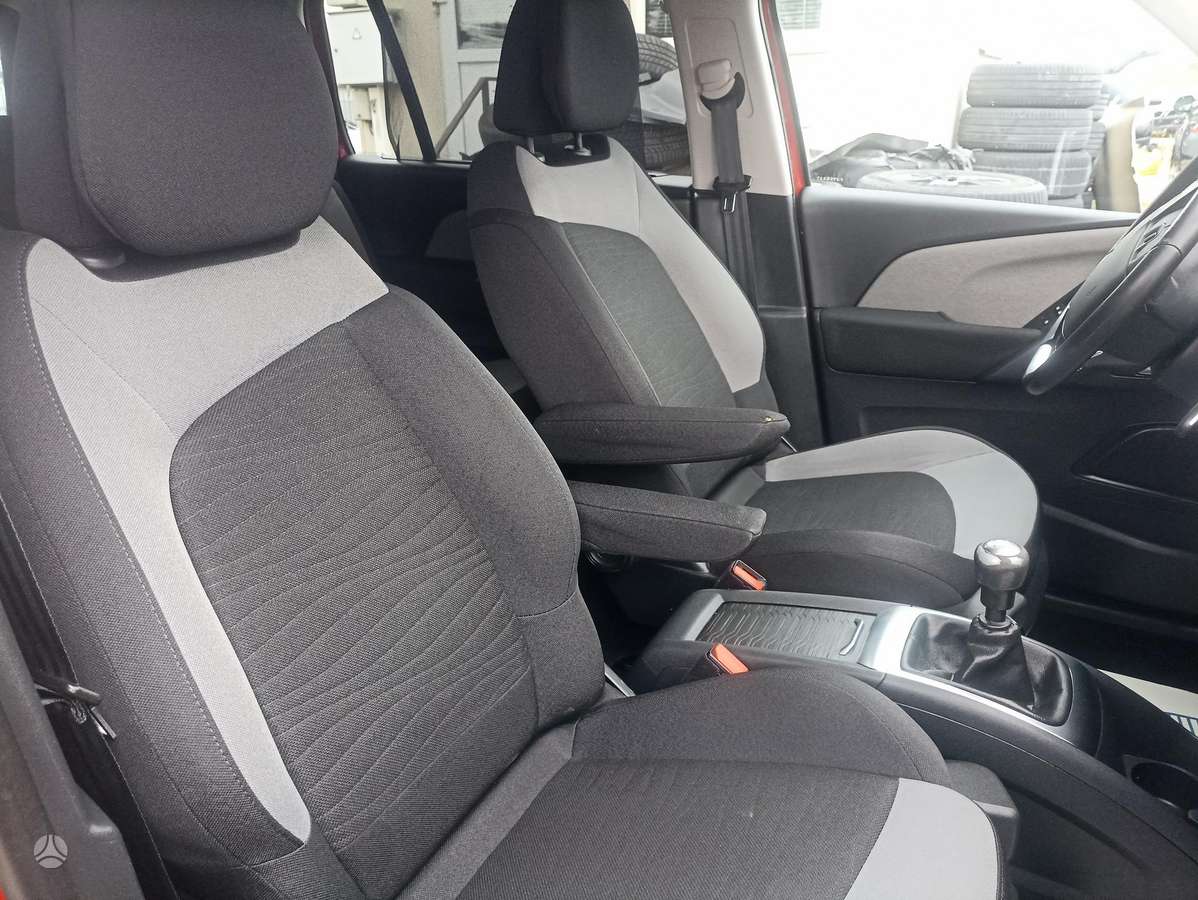 Citroën Grand C4 Picasso - 10
