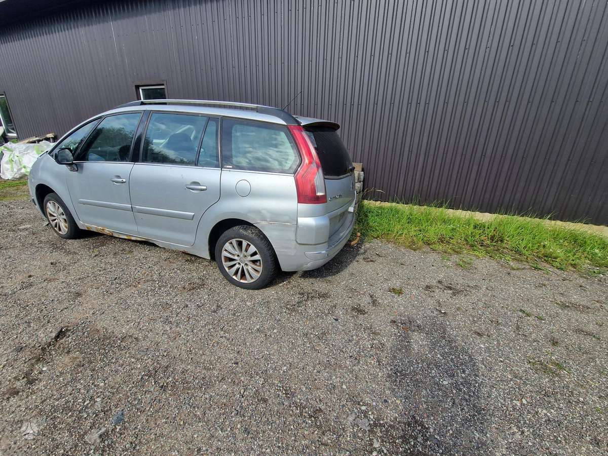 Citroen C4 Picasso rezerves daļās