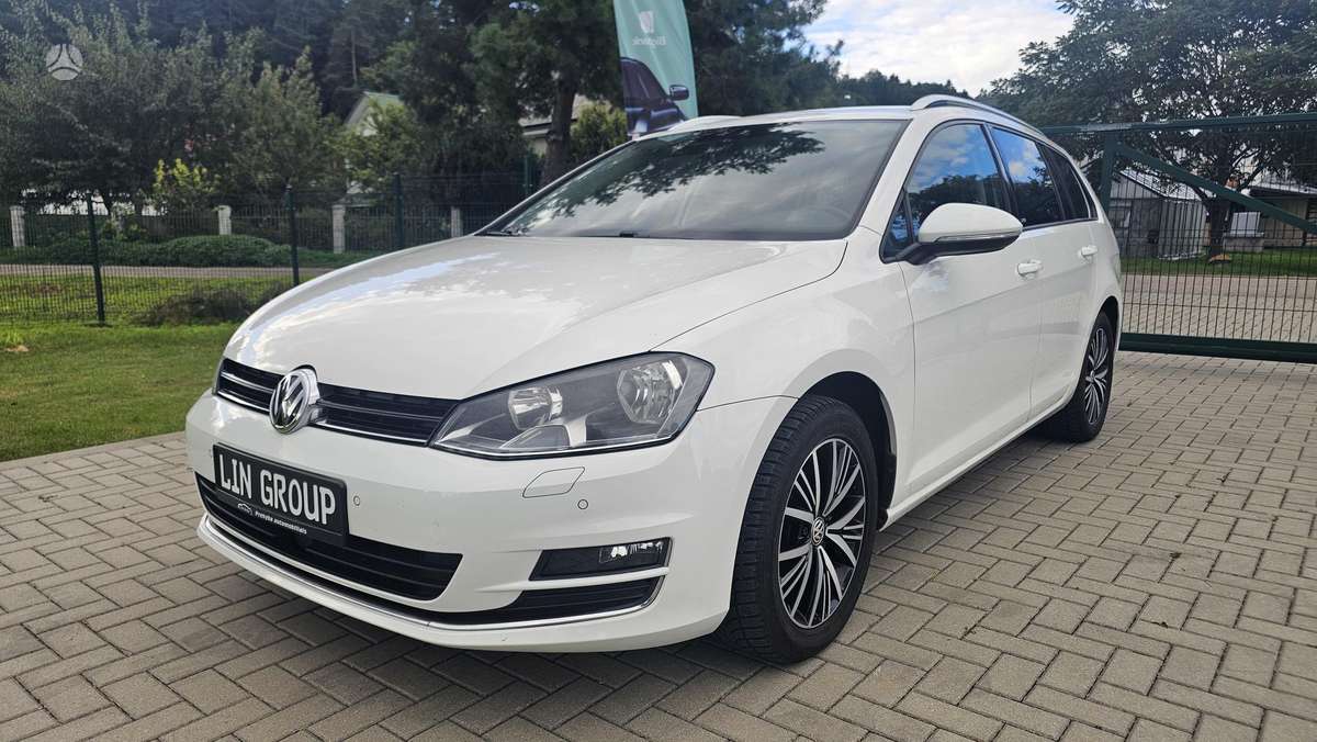Volkswagen Golf - 2