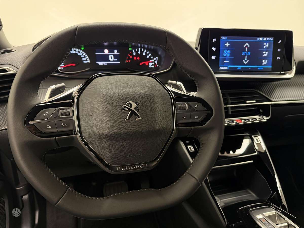 Peugeot 2008 - 12