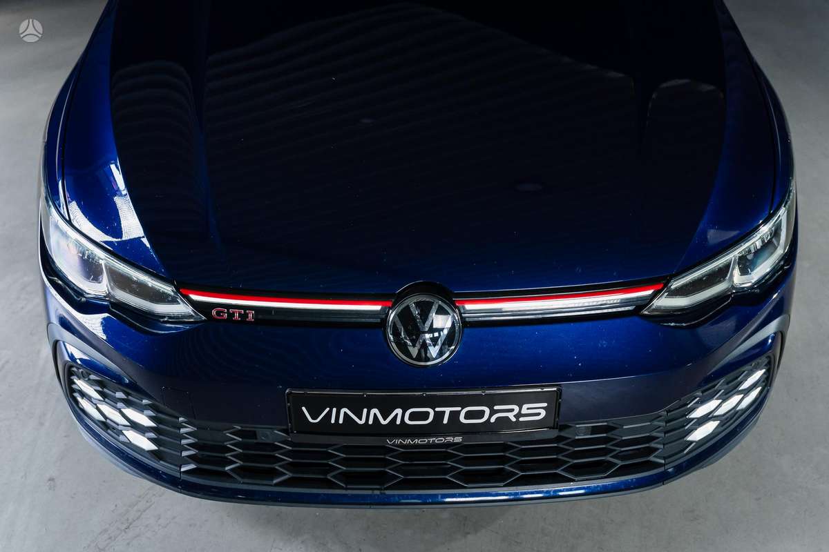 Volkswagen Golf - 11