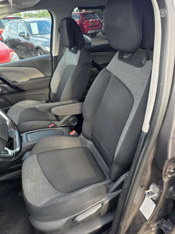 Citroën C4 Picasso - 8