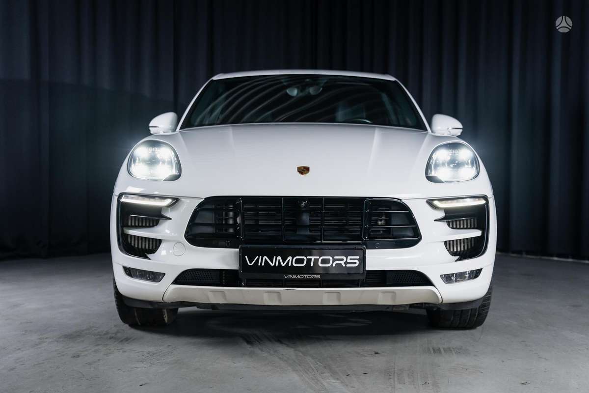 Porsche Macan - 2