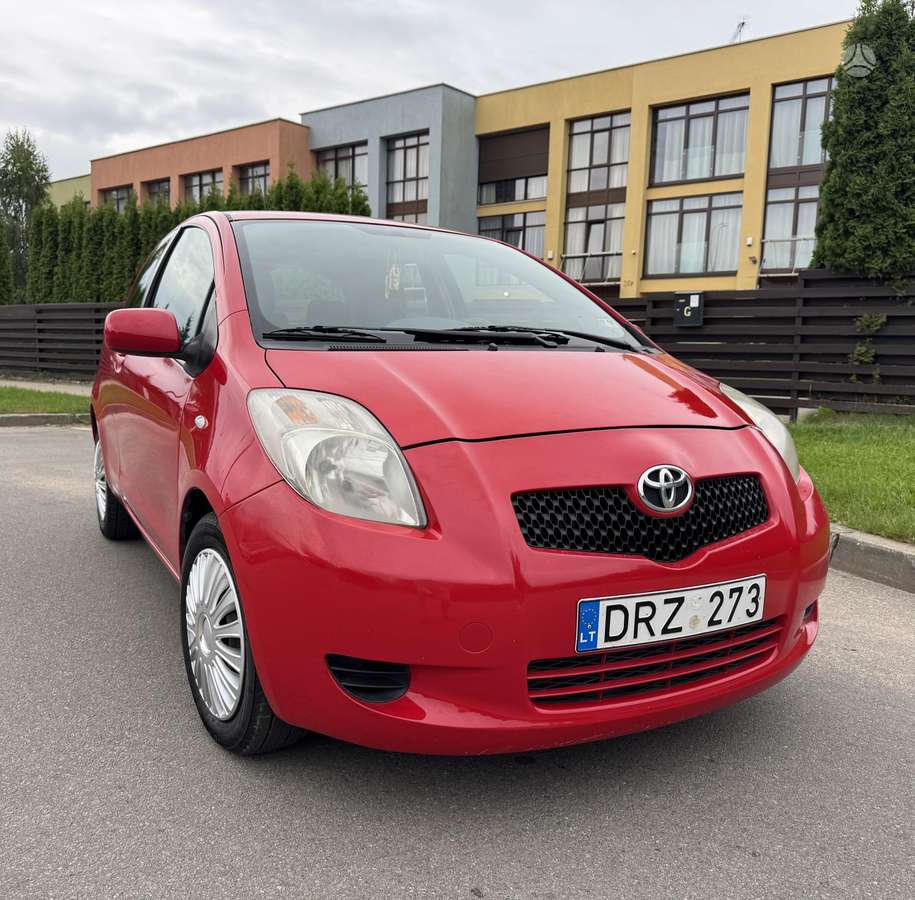 Toyota Yaris - 7