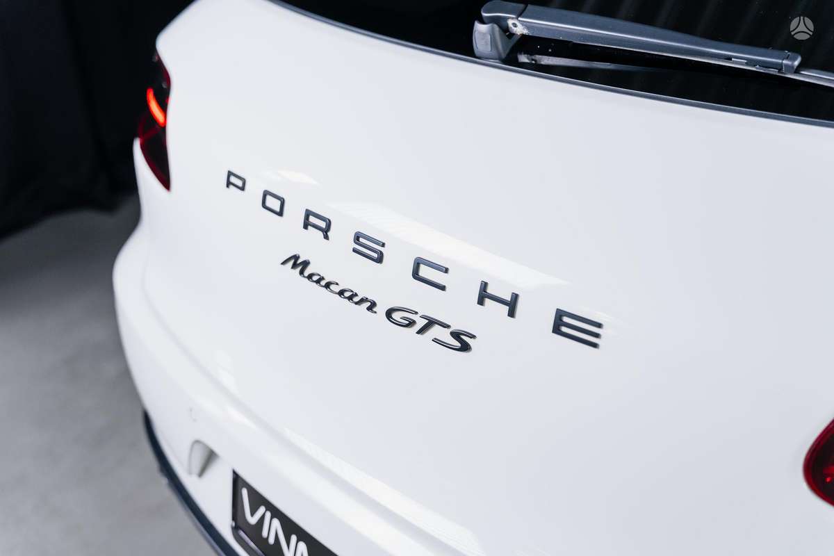 Porsche Macan - 11