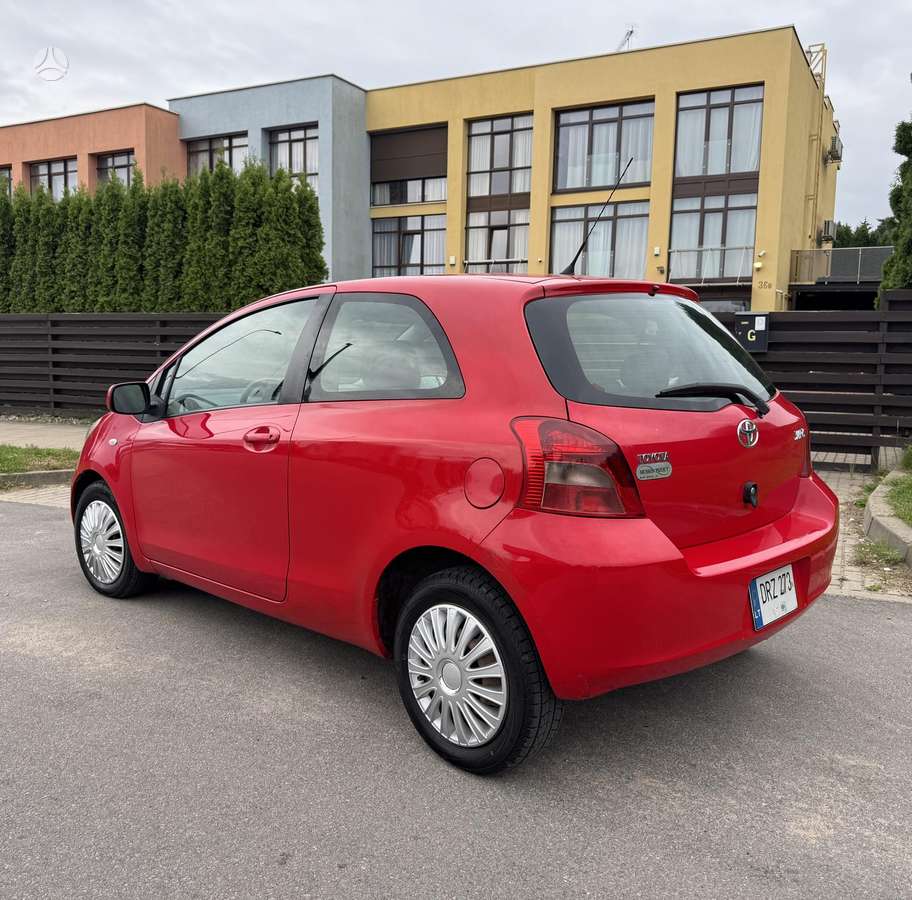 Toyota Yaris - 3