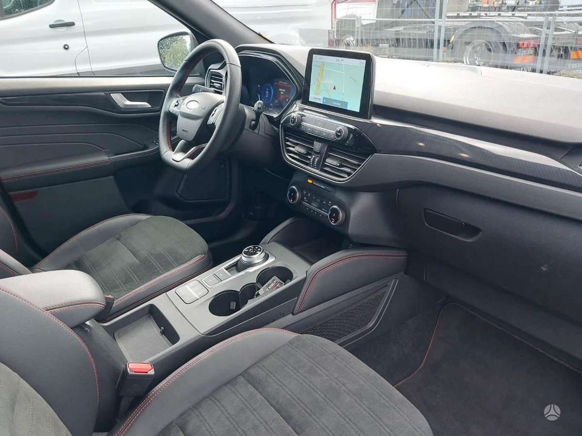 Ford Kuga - 5