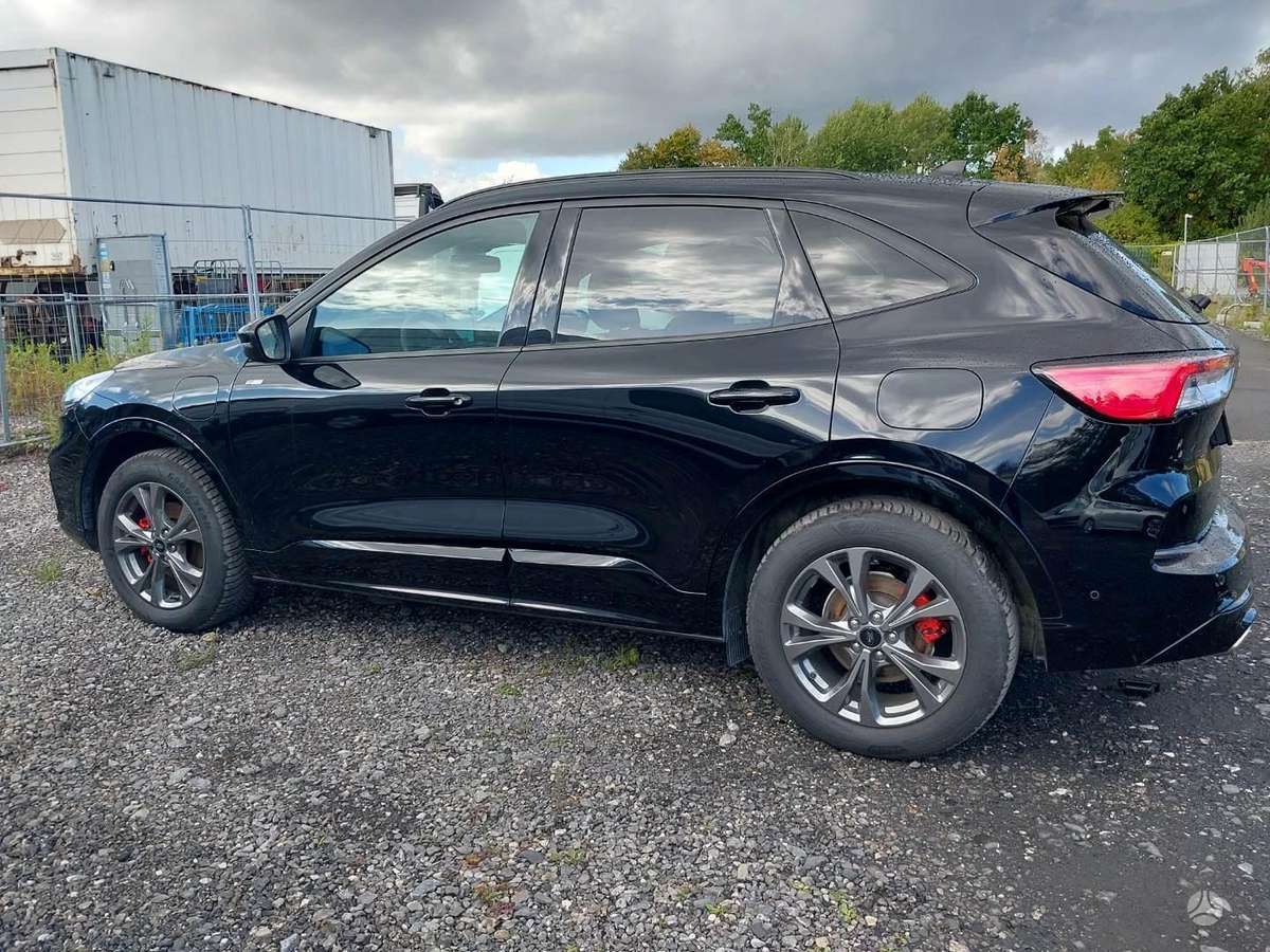 Ford Kuga - 12