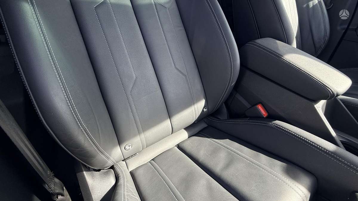 Audi Q4 e-tron - 10