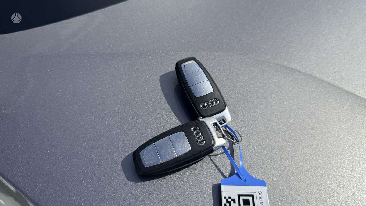 Audi Q4 e-tron - 11