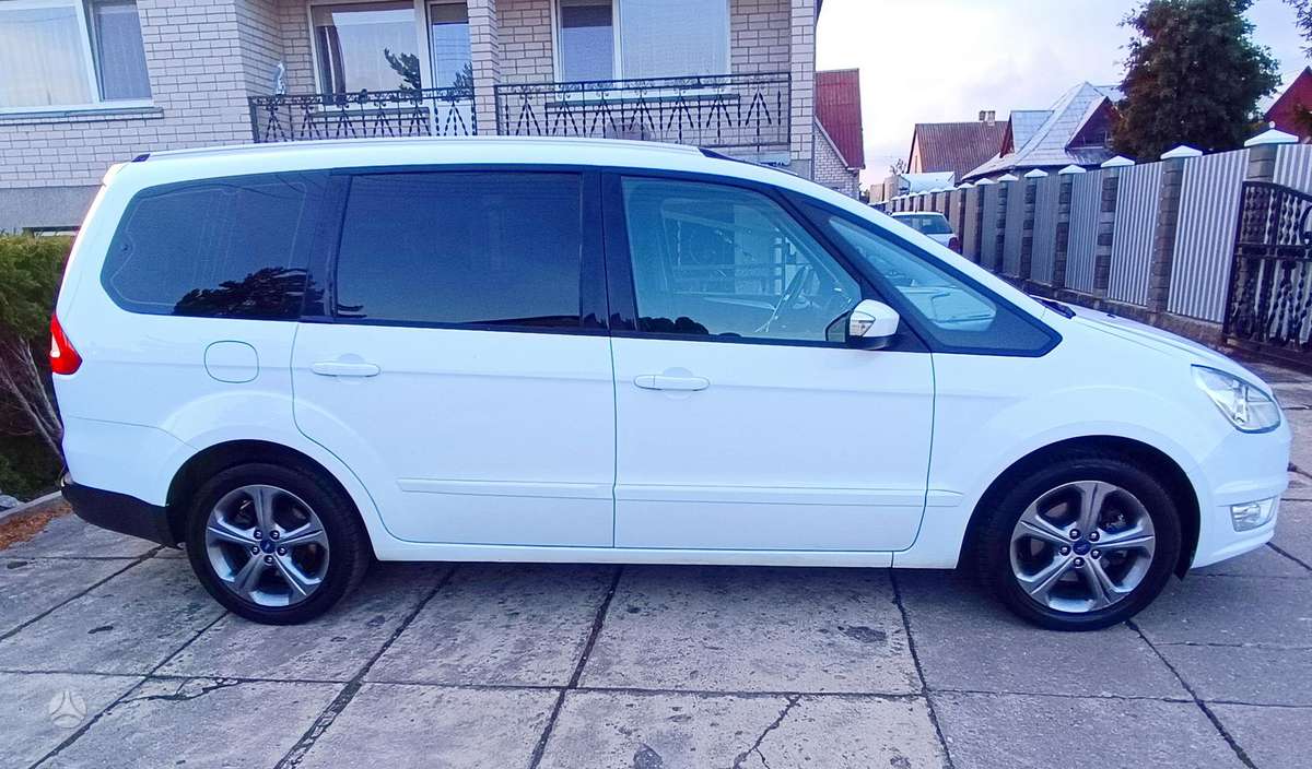 Ford Galaxy - 4