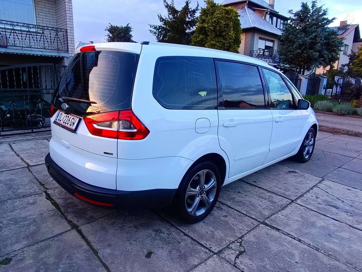 Ford Galaxy - 5