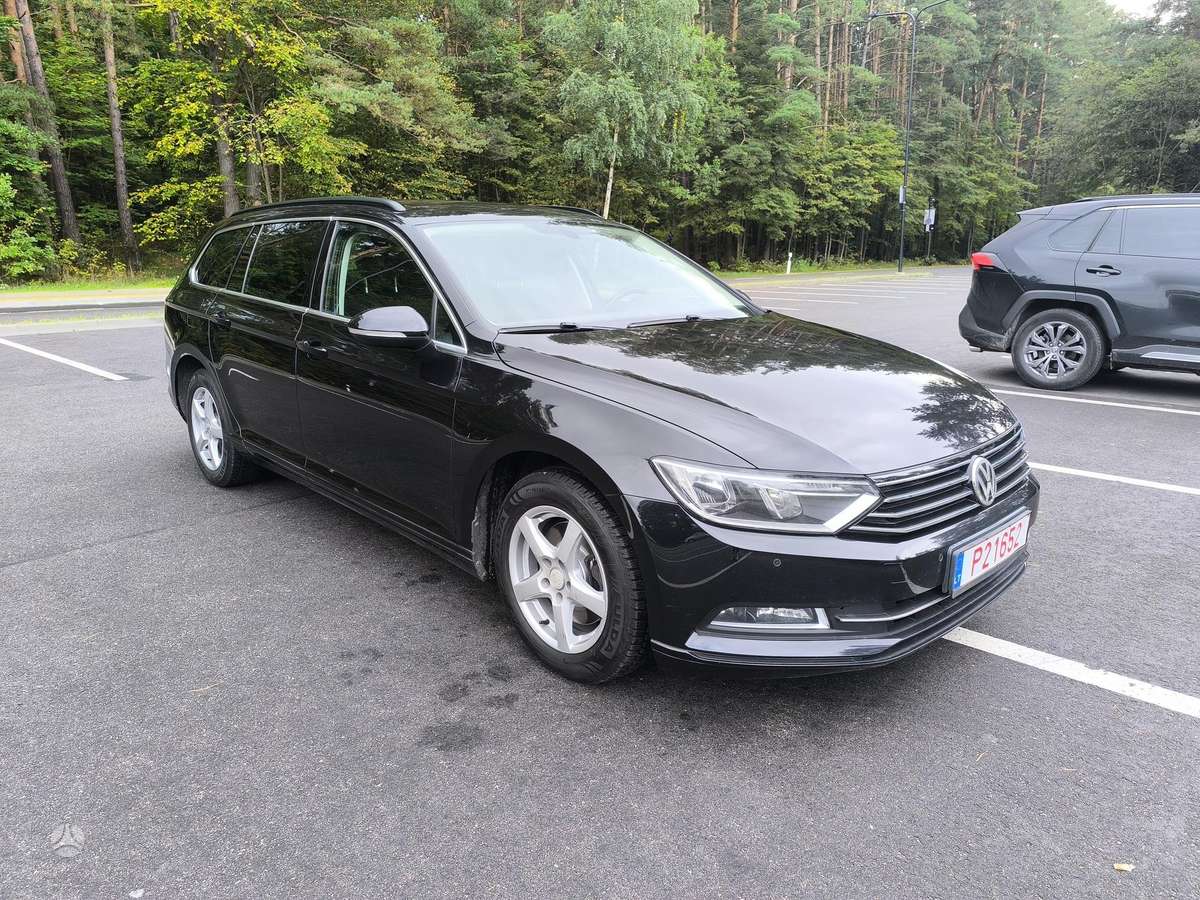 Volkswagen Passat - 4