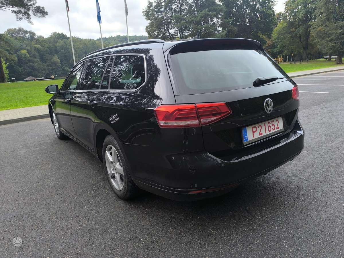 Volkswagen Passat - 10