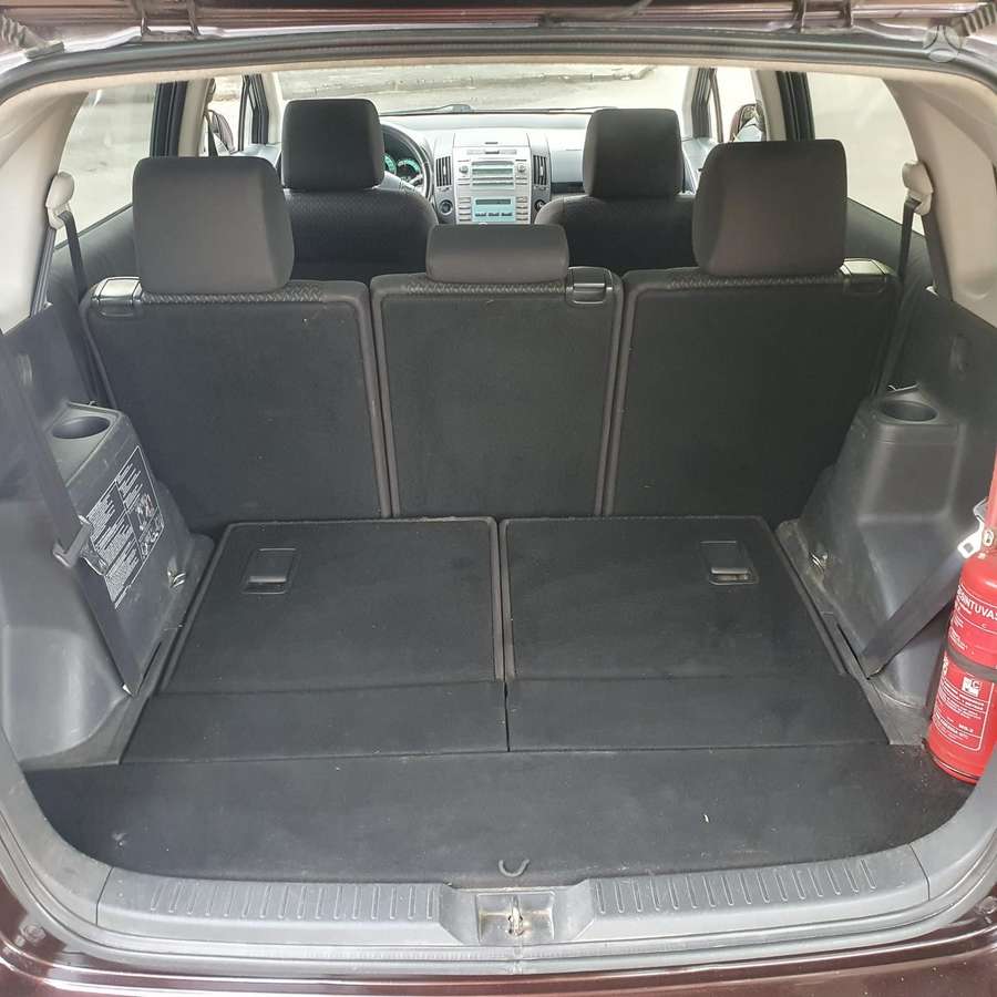 Toyota Corolla Verso - 7