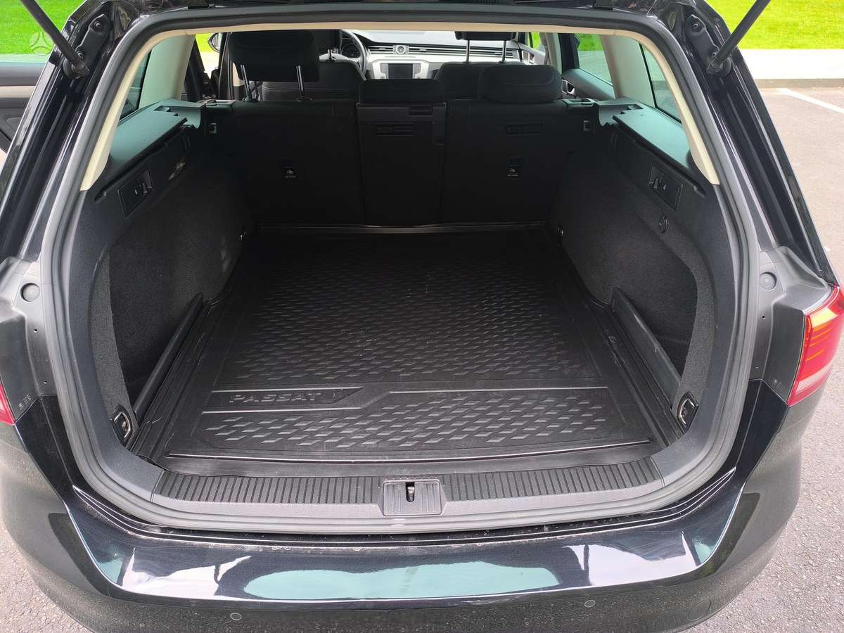 Volkswagen Passat, 2.0 l., Универсал