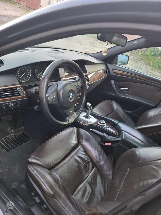 BMW 535, 3.0 l., Седан