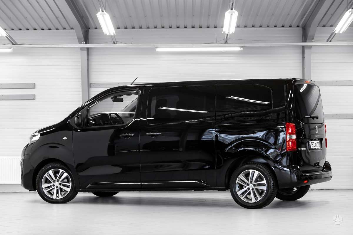 Peugeot Traveller - 8
