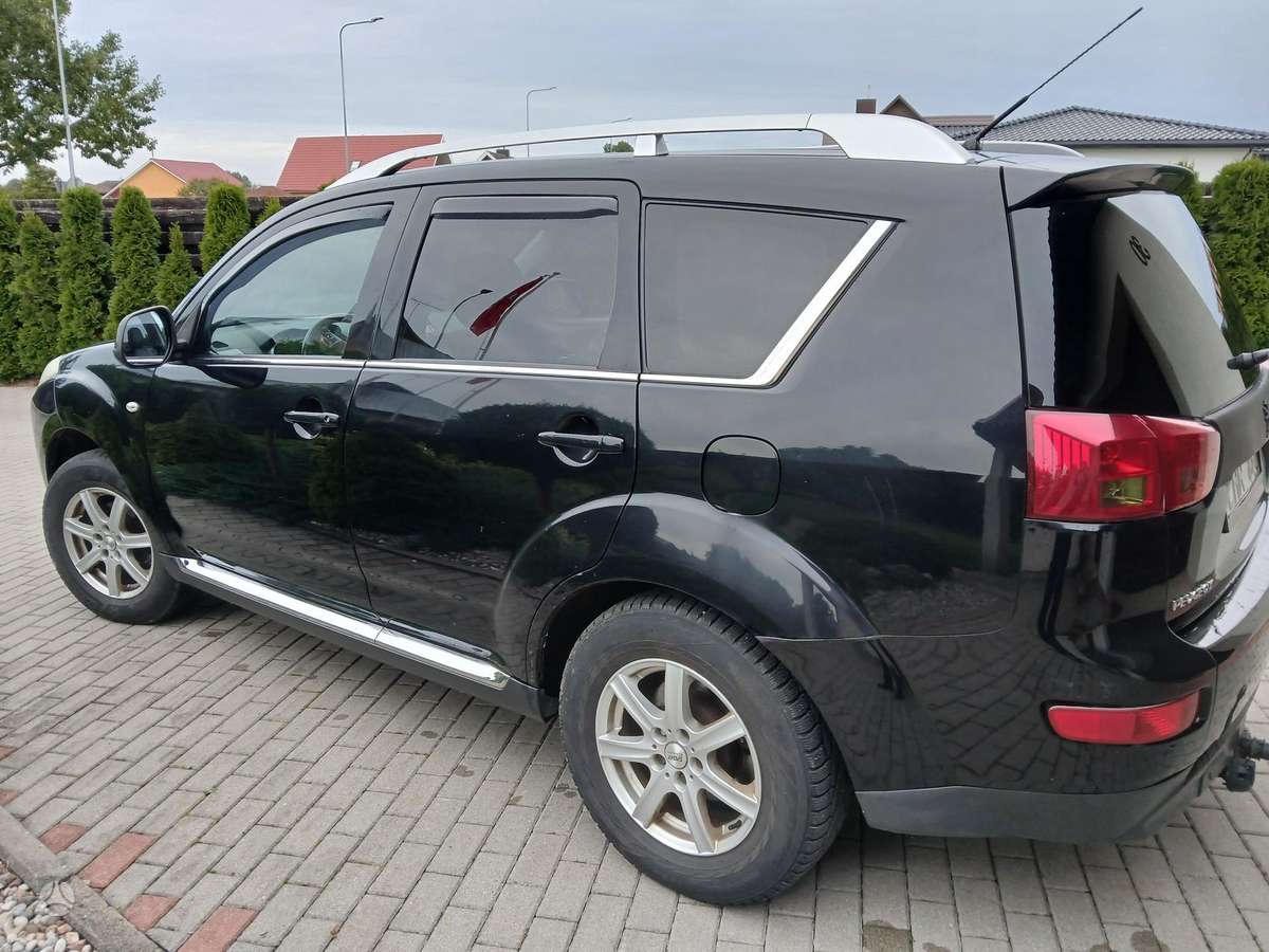 Peugeot 4007 - 4