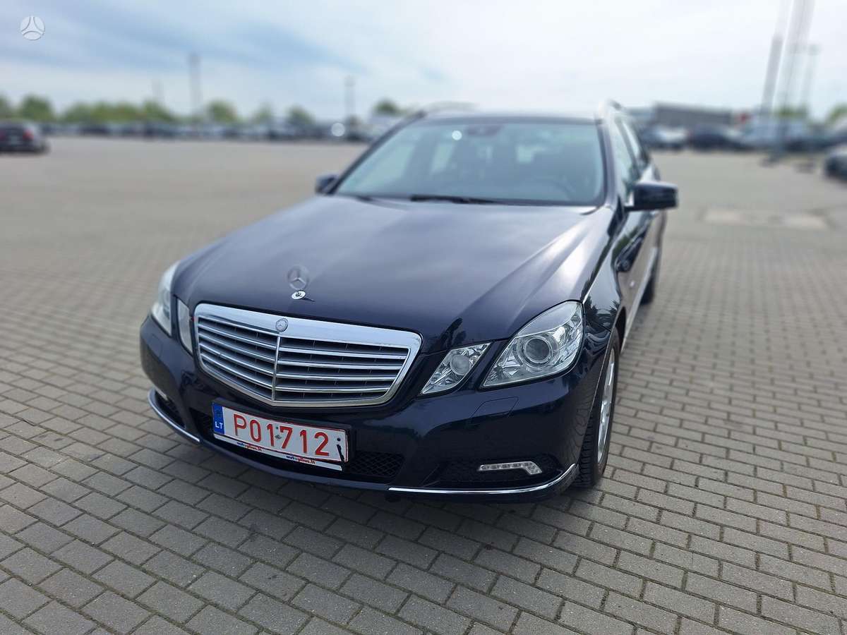 Mercedes-Benz E220 - 2