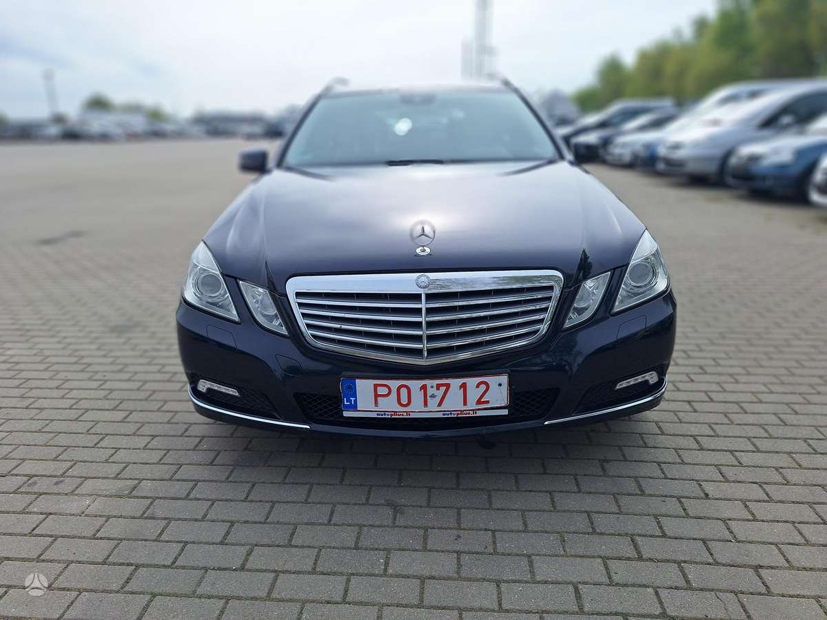 Mercedes-Benz E220 - 3