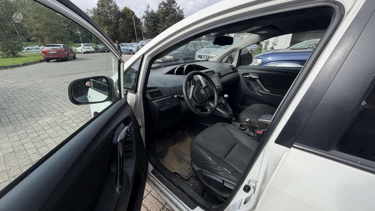 Toyota Verso - 6