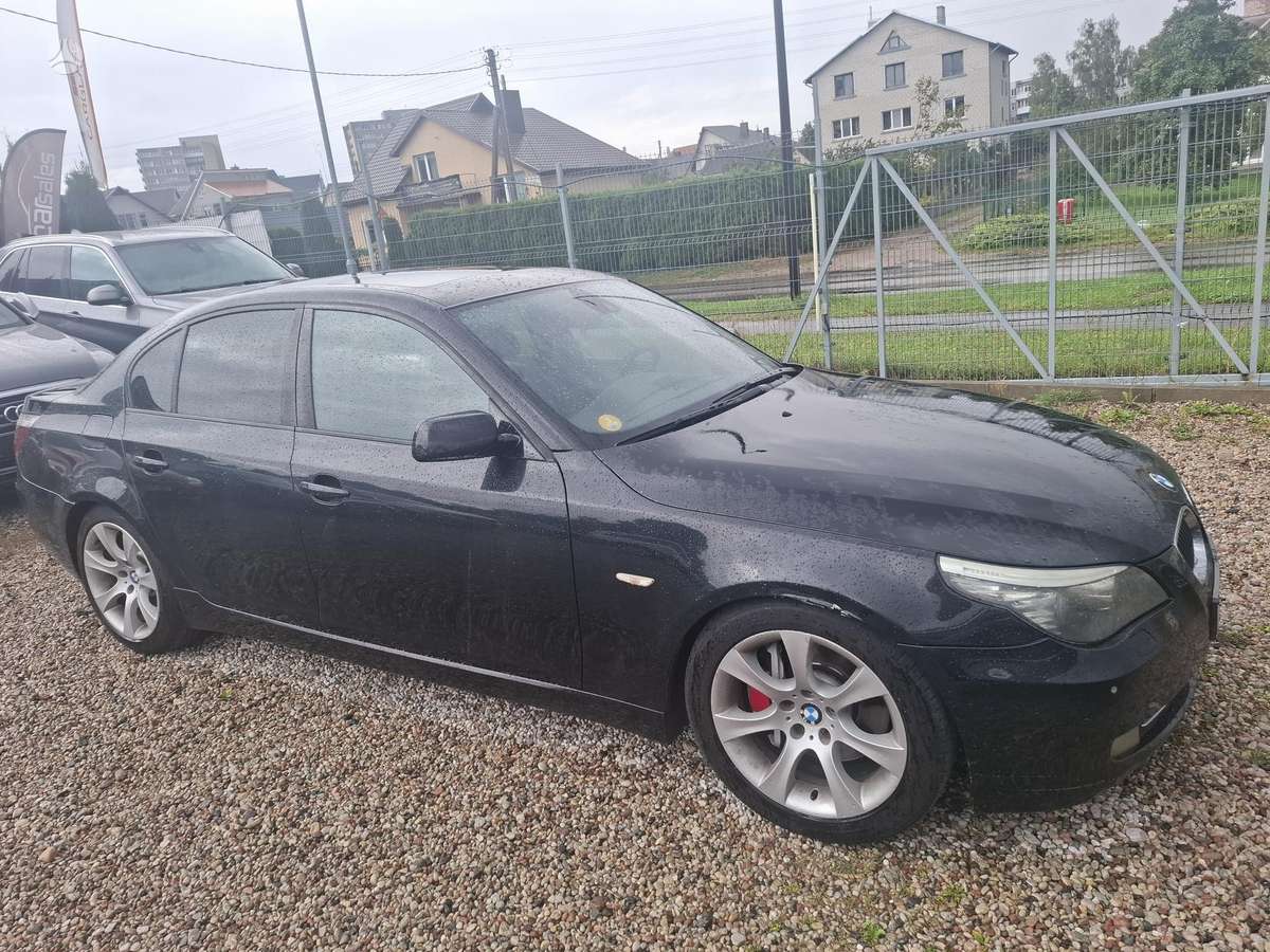BMW 535, 3.0 l., Седан