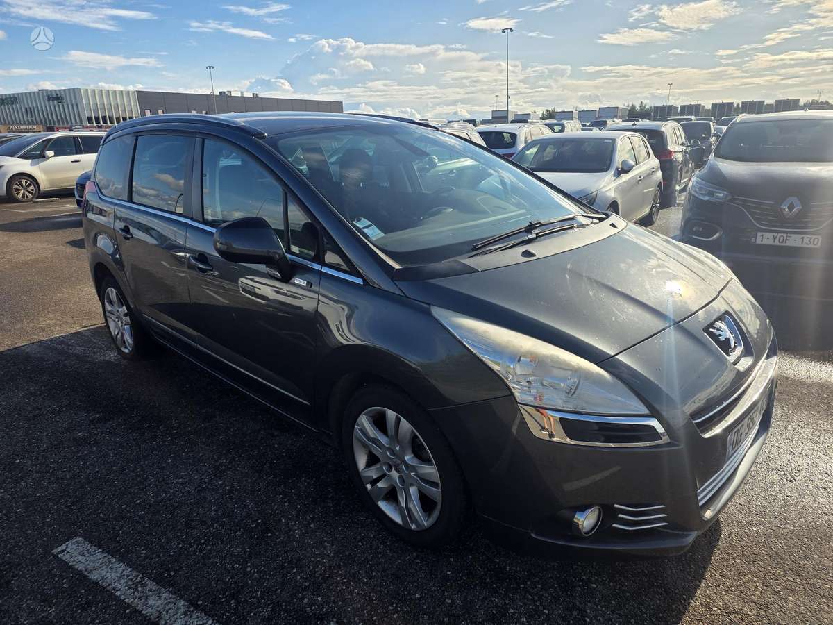 Peugeot 5008 - 1