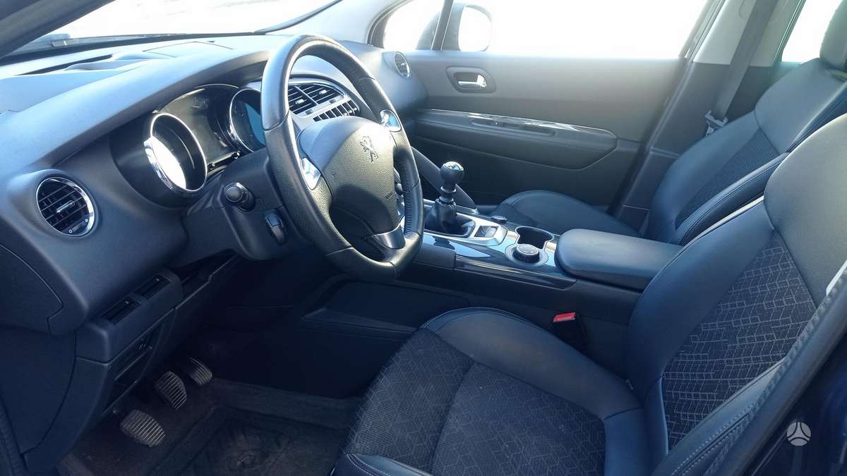 Peugeot 3008 - 8