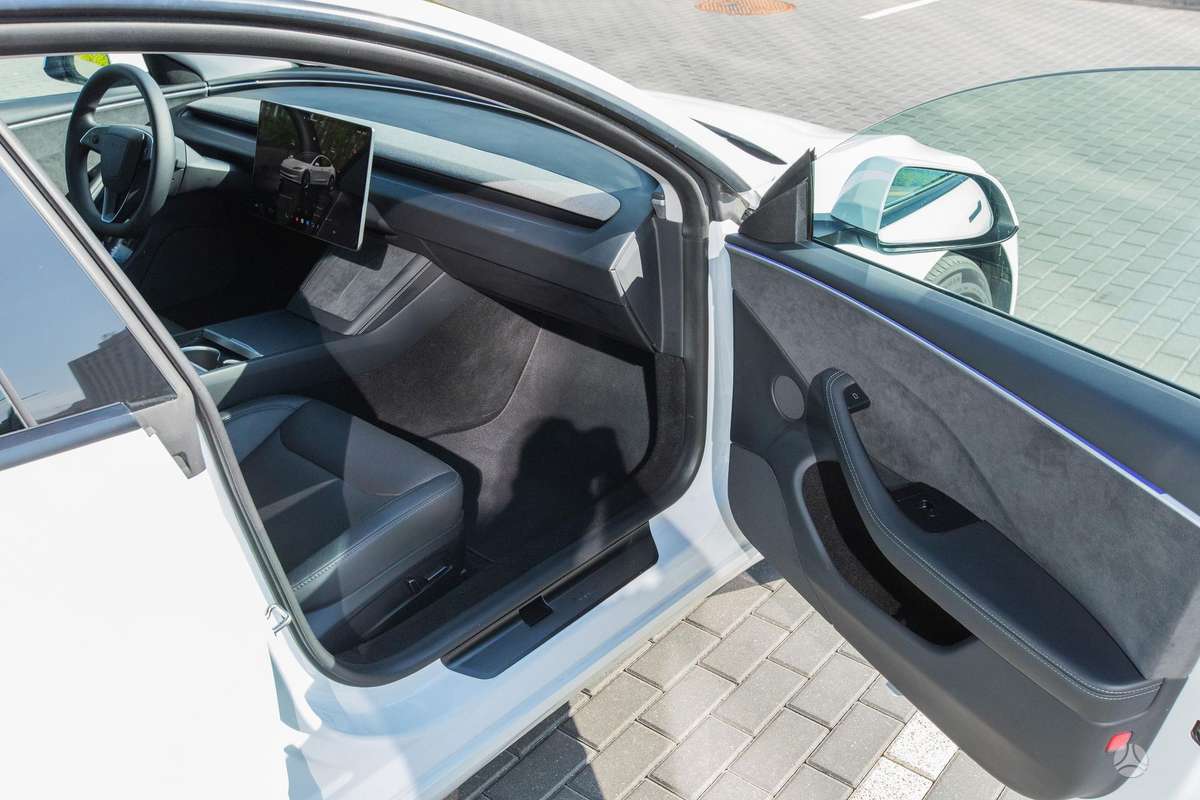 Tesla Model 3, 82 kWh, sedanas