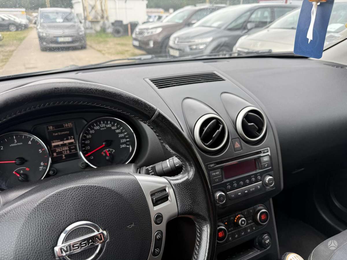 Nissan Qashqai - 10