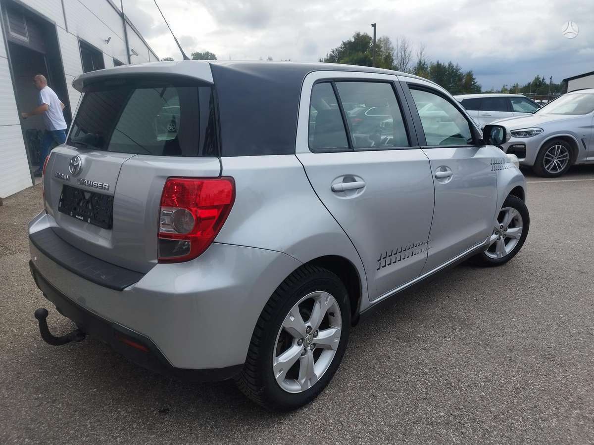 Toyota Urban Cruiser - 4