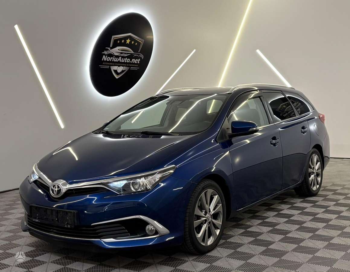 Toyota Auris - 10