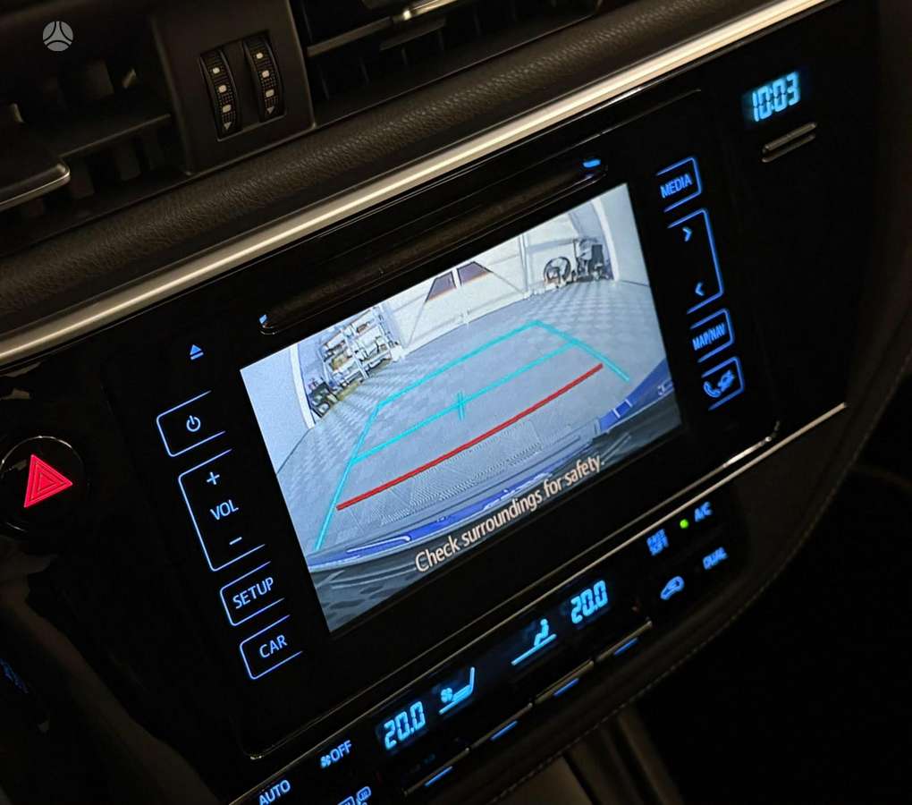 Toyota Auris - 4