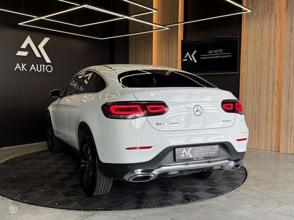 Mercedes-Benz GLC Coupe 300 - 9
