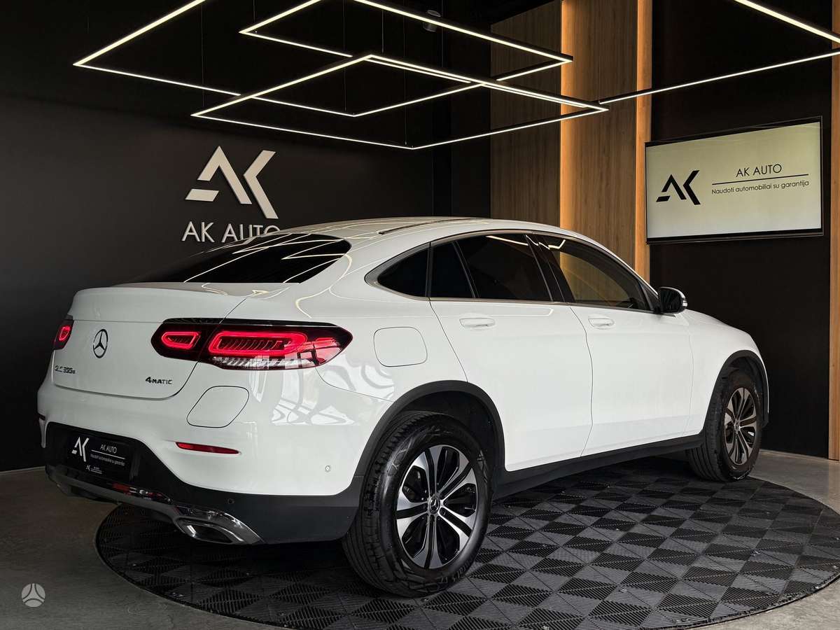 Mercedes-Benz GLC Coupe 300 - 12